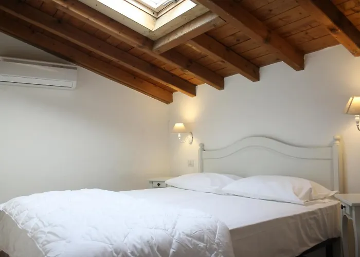 Bed & Breakfast Cascina Volta